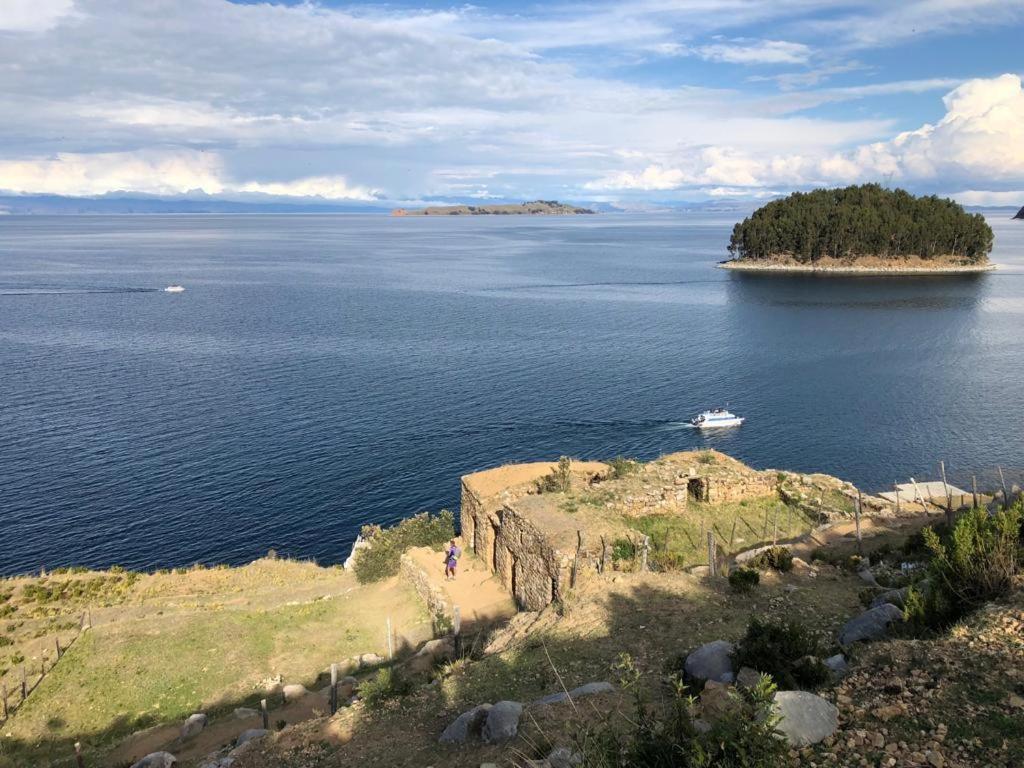Refugio Ecologico Kalluchi Comunidad Yumani Esterno foto