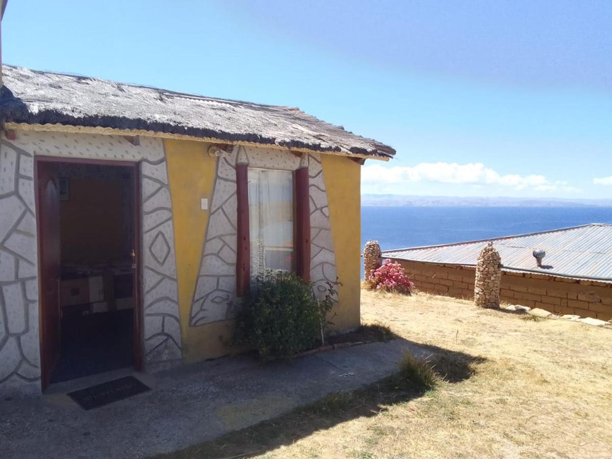 Refugio Ecologico Kalluchi Comunidad Yumani Esterno foto