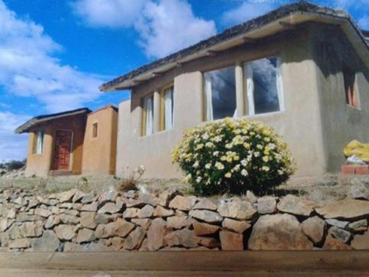 Refugio Ecologico Kalluchi Comunidad Yumani Esterno foto